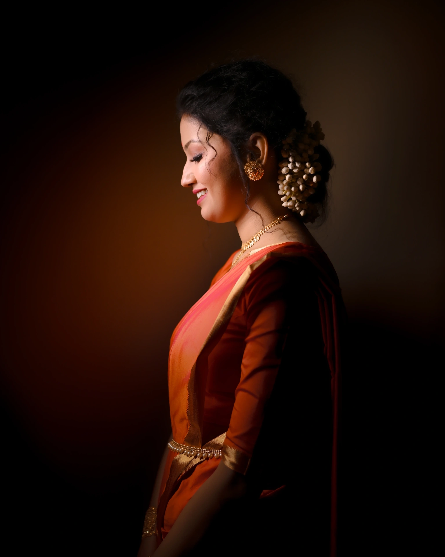 Bridal portrait, quiet grace